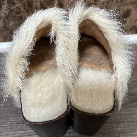 Vintage cow hide fur wooden clogs. - 8 - unique! - Picture 7 of 8